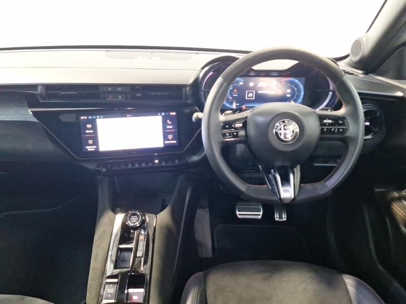 Alfa Romeo Junior 1.2 Turbo Ibrida White #8