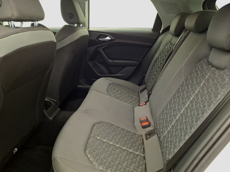 Audi A1 30 Tfsi Sport KC19NUE White #6