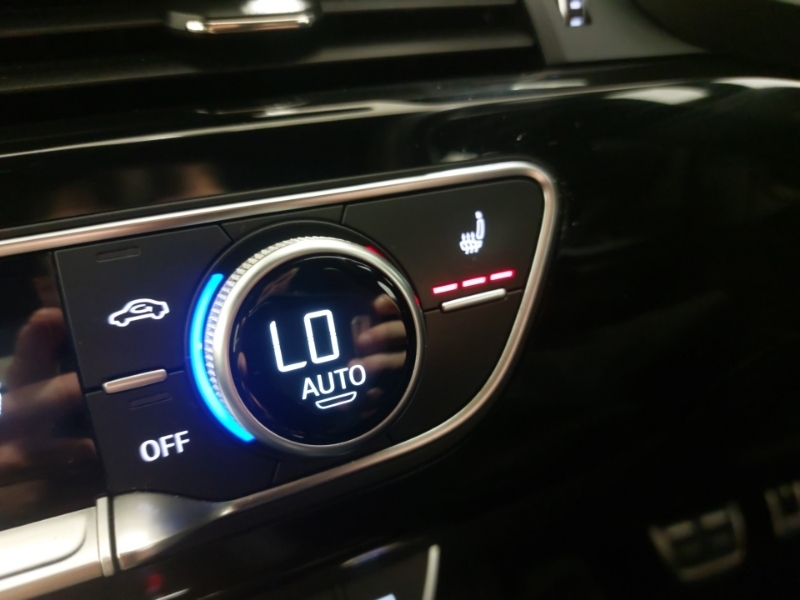 Audi A4 40 Tfsi 204 S Line S Tronic Tech Pro RJ73AHU White #17