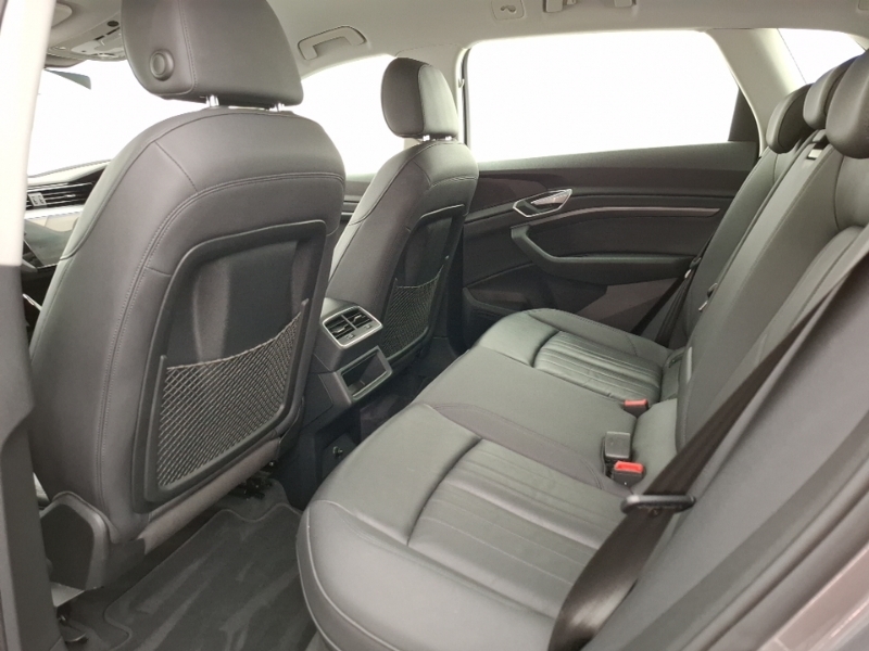Audi E-tron 230Kw 50 Quattro 71Kwh Technik Grey #6