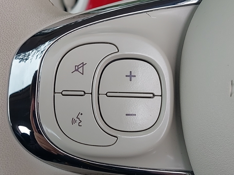 Fiat 500 500E Red White #12