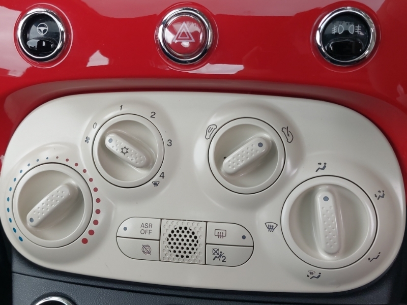 Fiat 500 500E Red White #9