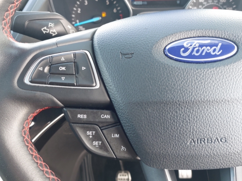 Ford Kuga 2018 2.0 St-line X White #12