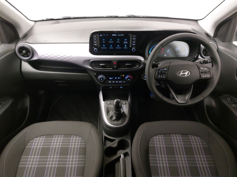 Hyundai I10 1.2 79 Premium Nav Black #3
