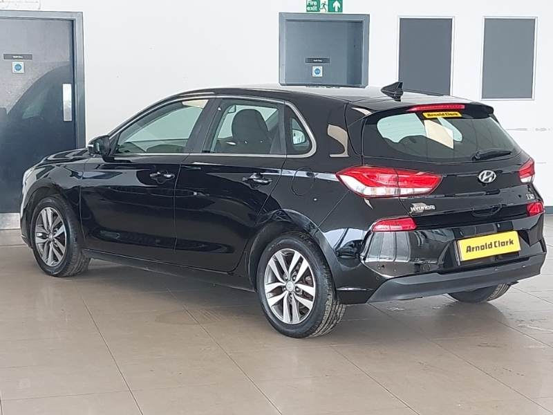 Hyundai I30 1.0T Gdi Se Nav EX18NFR Black #2
