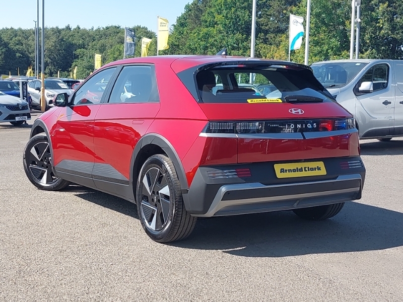 Hyundai Ioniq 5 125Kw Advance 63 Kwh Red #2