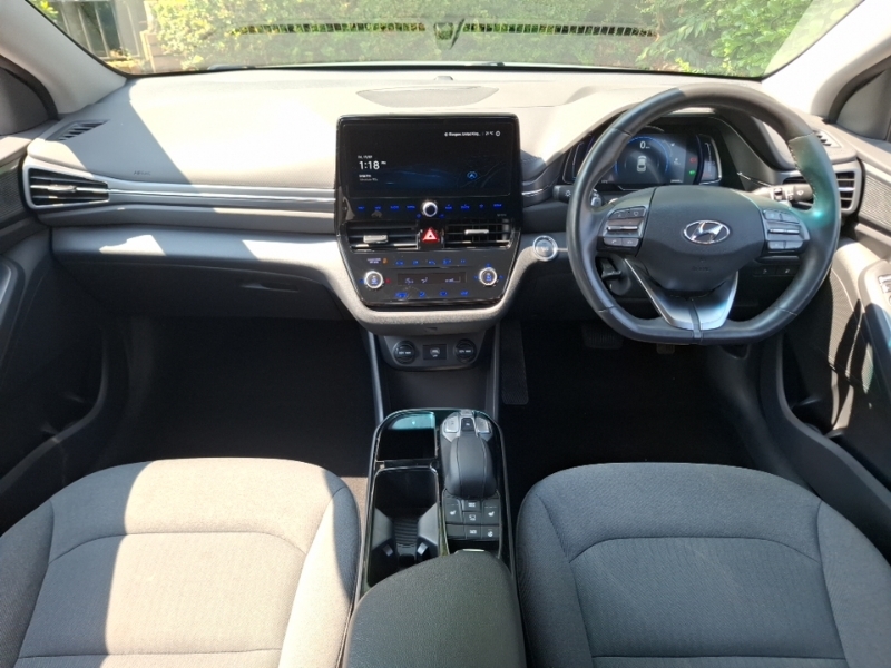 Hyundai Ioniq 100Kw Premium 38Kwh Grey #3