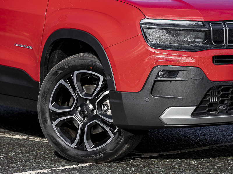Jeep Avenger 115Kw Summit 54Kwh Red #20