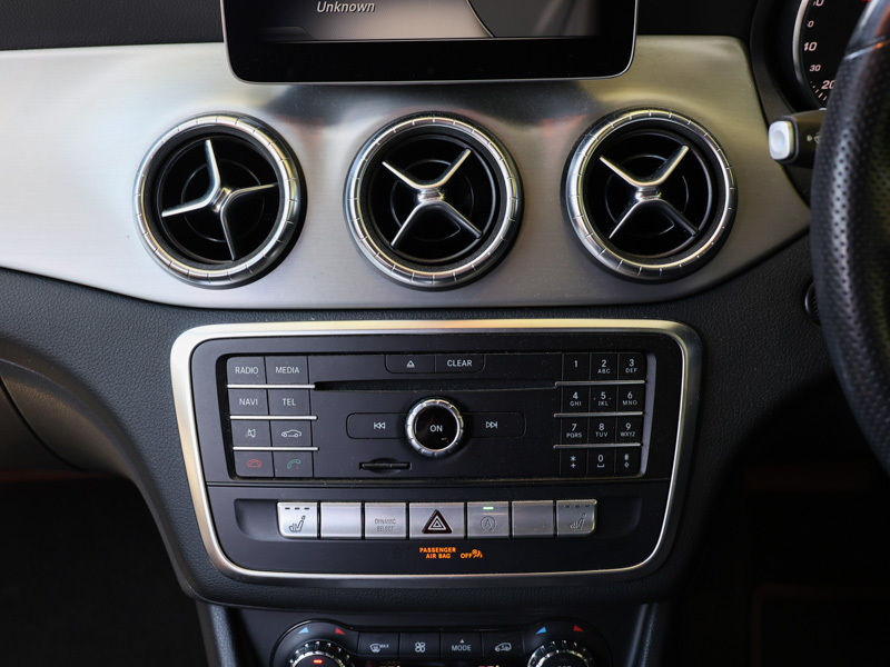 Mercedes-Benz CLA Class 1.6 Cla 180 Black #19