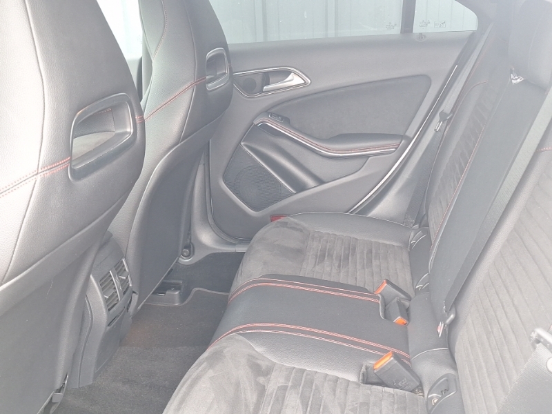 Mercedes-Benz CLA Class Cla 200D Amg Line Silver #6