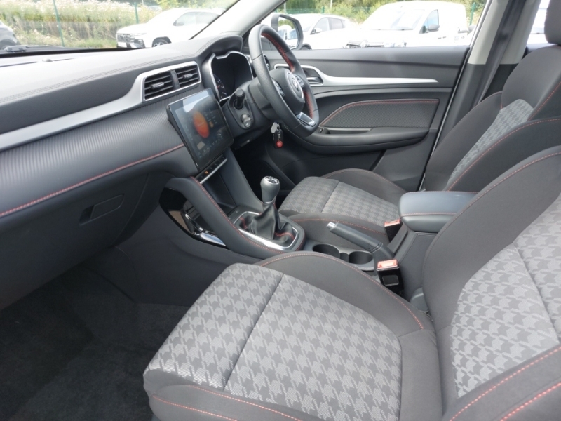 MG ZS 1.5 Vti-tech Excite White #5