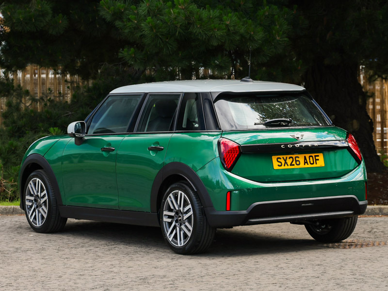 Mini Hatch 1.5 C Classic Level 1 SX26AOF Green #2