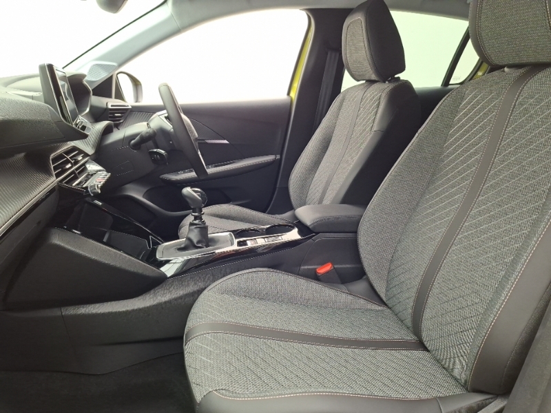 Peugeot 208 1.2 Puretech 100 Allure Yellow #5