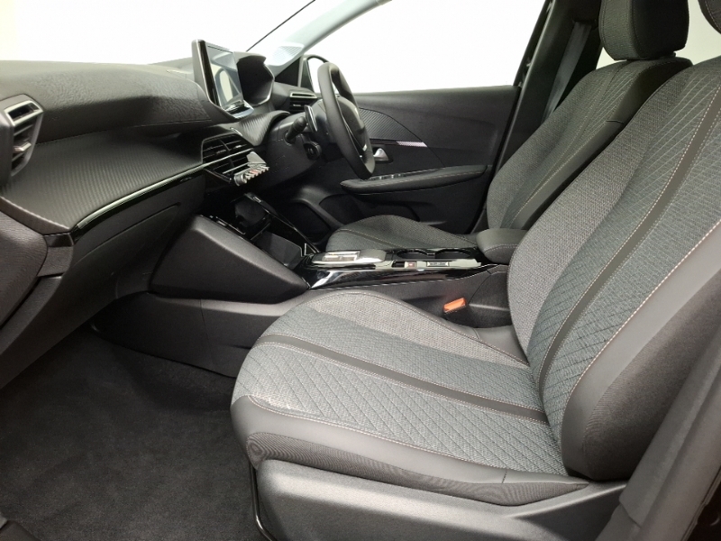Peugeot 208 1.2 Hybrid 110 Allure E-dsc6 Black #5