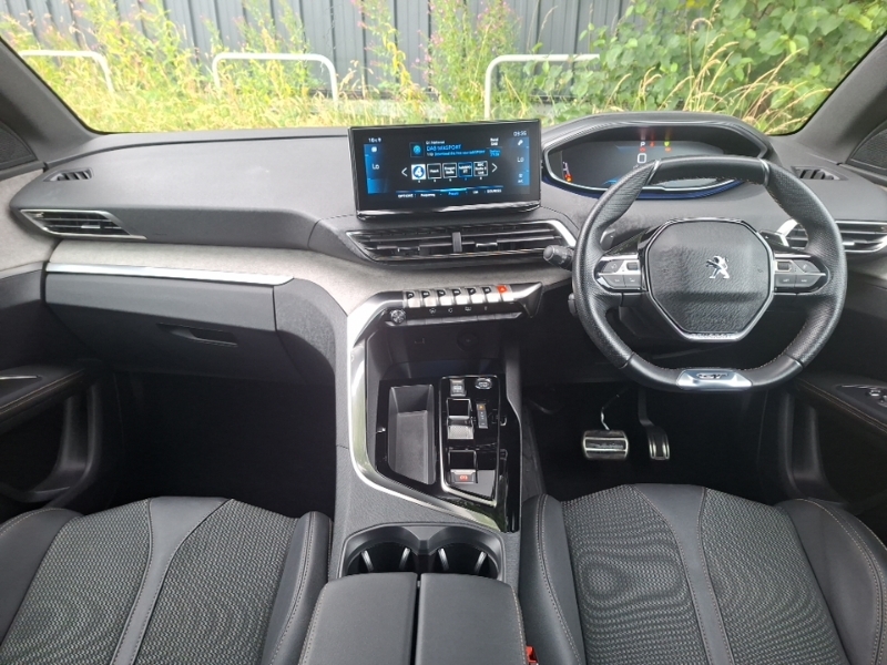 Peugeot 5008 1.5 Bluehdi Gt Eat8 Blue #3