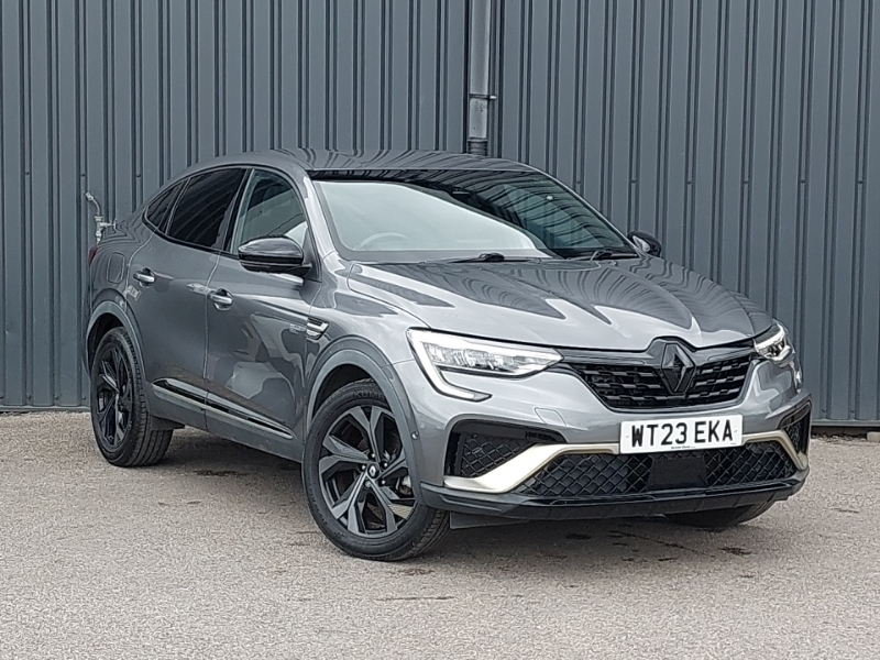 Renault Arkana 1.6 E-tech Full Hybrid 145 Engineered Grey