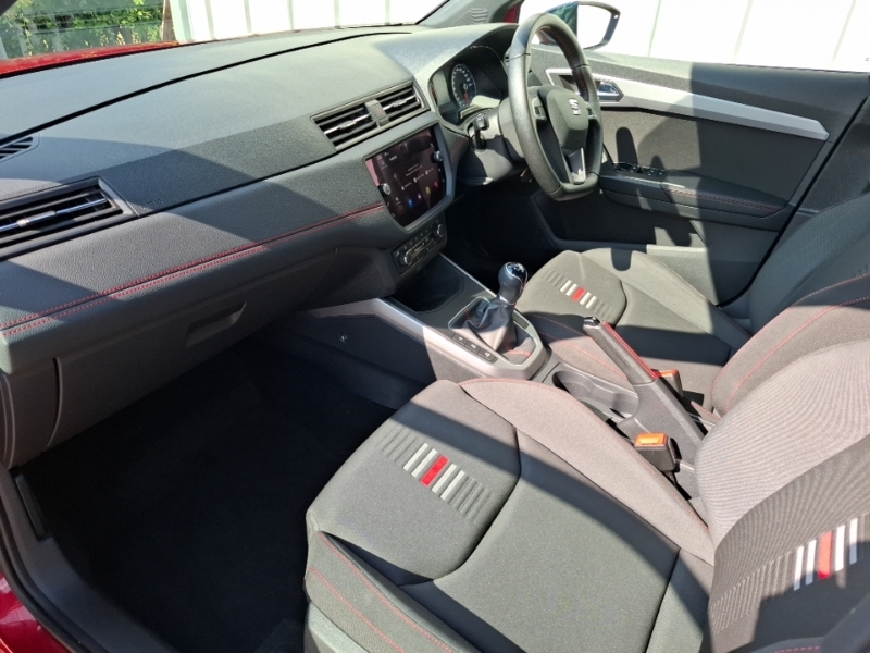 Seat Arona 1.0 Tsi 110 Fr Ez KO21XXF Red #5