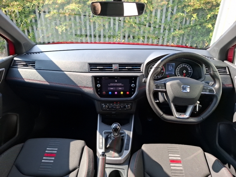 Seat Arona 1.0 Tsi 110 Fr Ez KO21XXF Red #3
