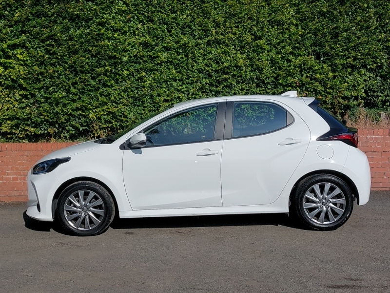 Toyota Yaris 1.5 Hybrid Icon Cvt DS23SWJ White #4