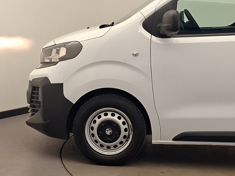 Vauxhall Vivaro 1.5L Pro 6Dr White #19