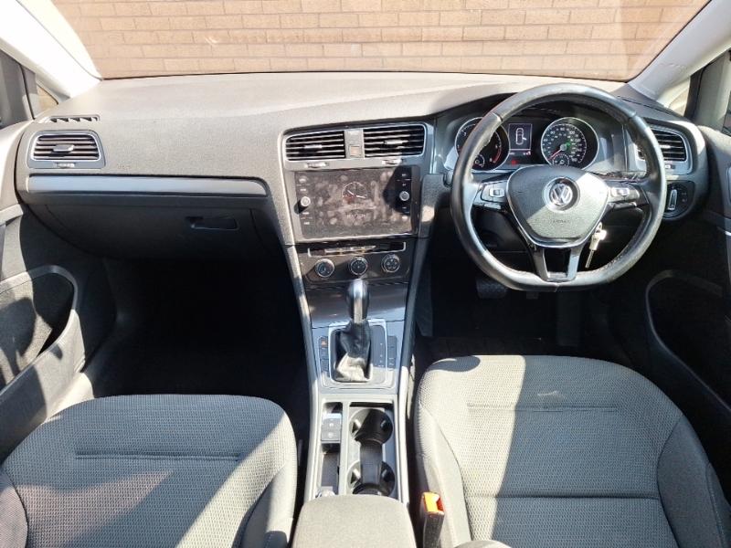 Volkswagen Golf 1.6 Tdi Match Dsg GD19VVY Black #3