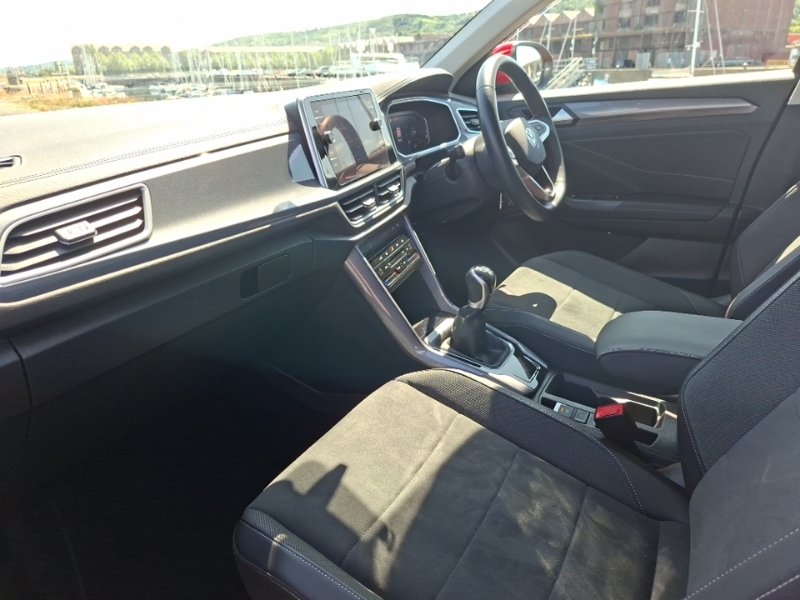 Volkswagen T-Roc 1.5 Tsi Style BV23VLZ Red #5