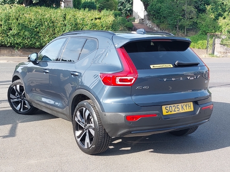 Volvo XC40 2.0 B3p Ultra Dark SO25KYH Blue #2