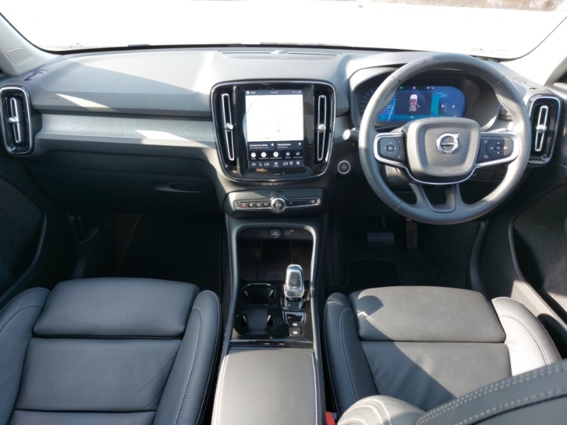 Volvo XC40 2.0 B3p Ultra Dark SO25KYH Blue #3