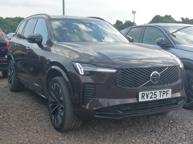Volvo XC90 2.0 B5p Plus Dark Awd Geartronic Red