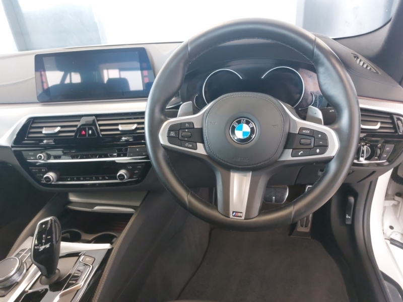 BMW 5 Series 520D M Sport SE67AUH White #5