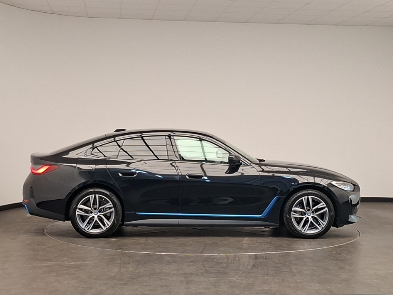 BMW i4 210Kw Edrive35 Sport 70Kwh Black #3