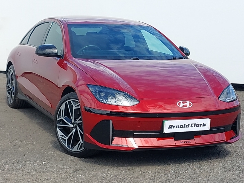 Hyundai Ioniq 6 Saloon 168Kw Premium 77Kw Red