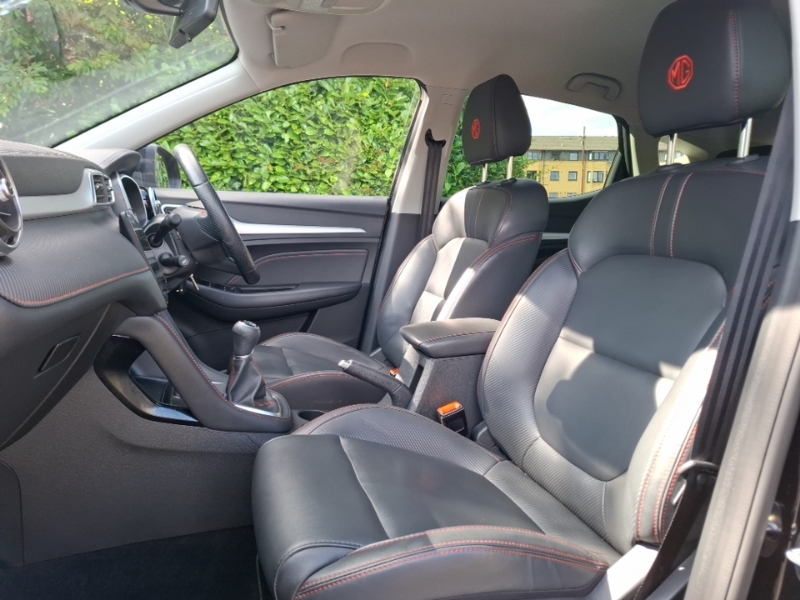 MG ZS 1.5 Vti-tech Exclusive SC73OGE Black #5