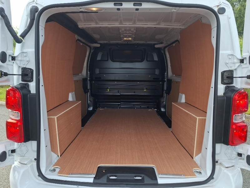 Vauxhall Vivaro H1 Van 2.0D 145 Pro Grey #18