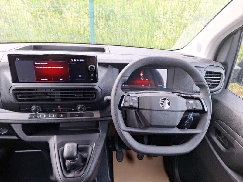 Vauxhall Vivaro H1 Van 2.0D 145 Pro Grey #8