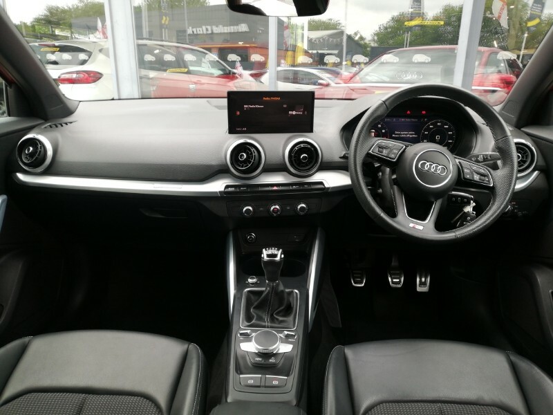 Audi Q2 35 Tfsi S Line Red #3
