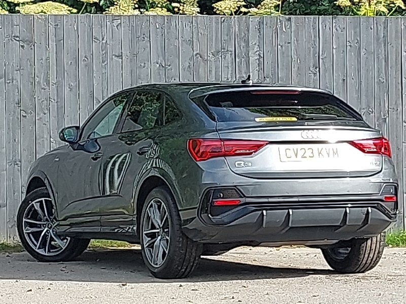 Audi Q3 35 Tfsi Black Edition S Tronic CV23KVM Grey #2