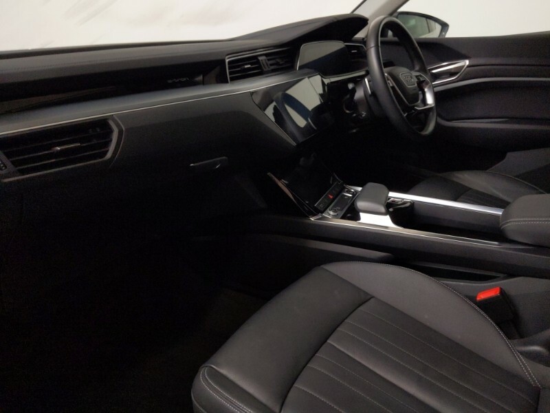 Audi Q8 e tron 250Kw 50 Quattro 95Kwh Sport White #5