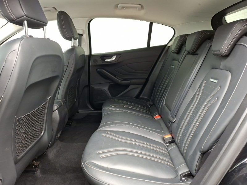 Ford Focus 1.0 Ecoboost 125 Black #6