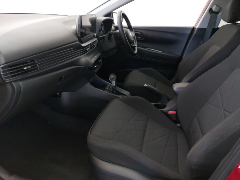 Hyundai Bayon 1.0 Tgdi 48V Mhev Premium Dct Red #5