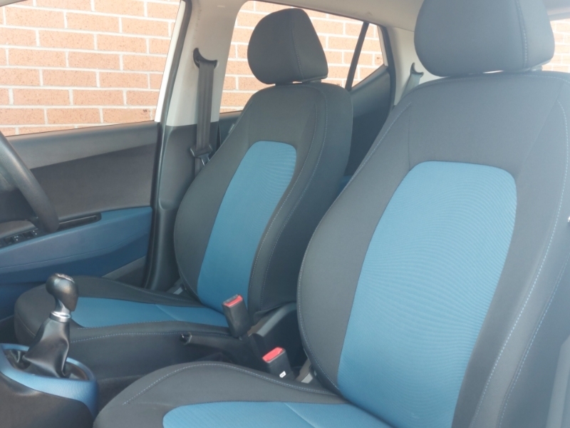 Hyundai I10 Hatchback 1.2 Premium Grey #16