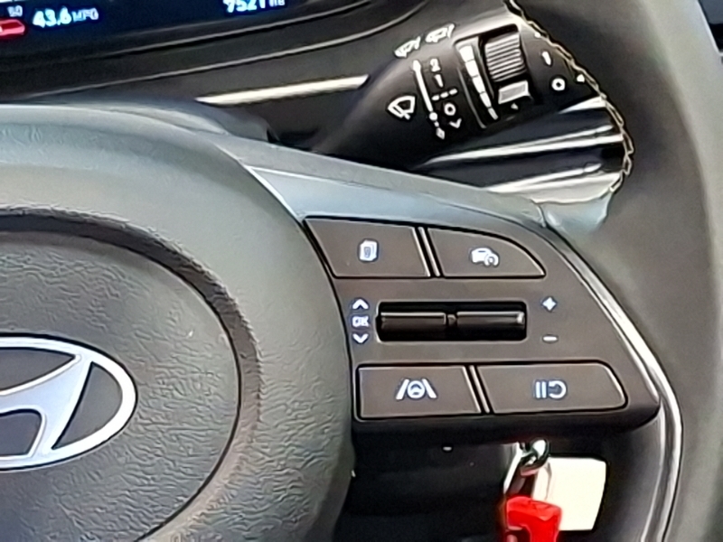 Hyundai I20 Advance White #13