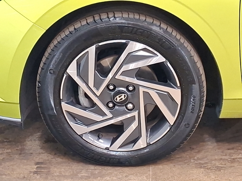 Hyundai I20 Advance White #19