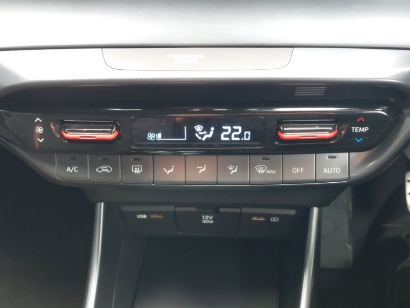 Hyundai I20 Se Connect Green #17