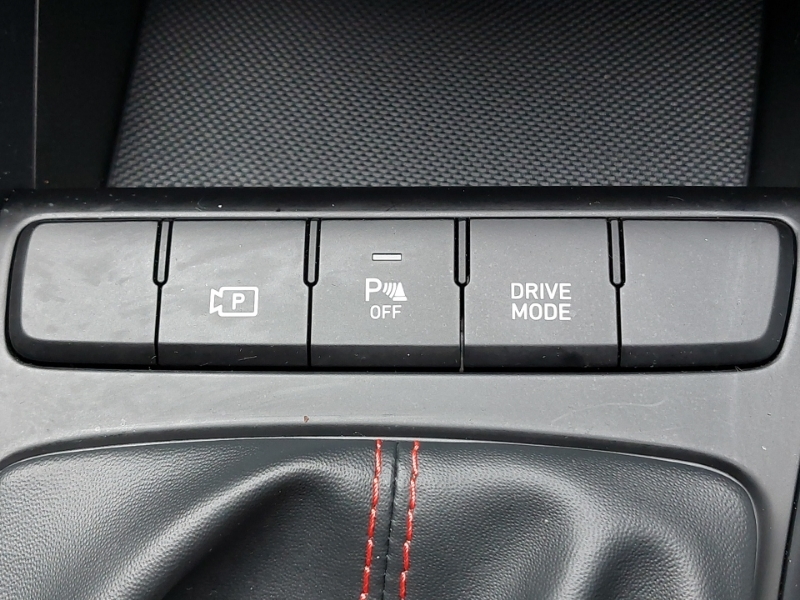 Hyundai I20 Se Connect Green #16