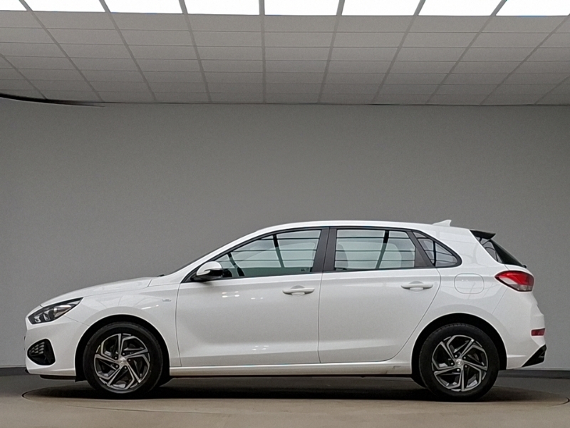 Hyundai I30 1.0T Gdi Se Connect Dct White #4