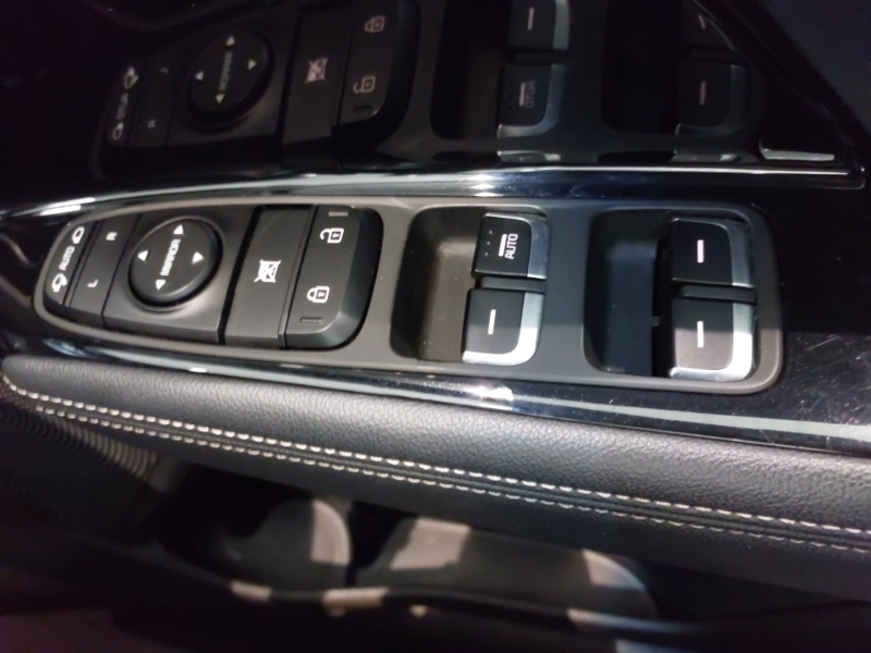 Kia Niro 1.6 2 104 Bhp Silver #16