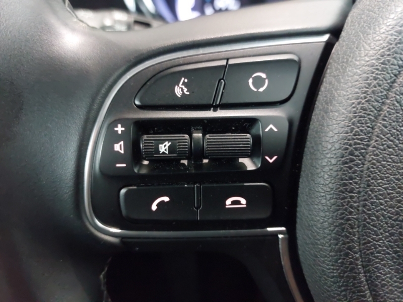 Kia Niro 1.6 2 104 Bhp Silver #12