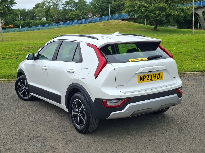 Kia Niro 1.6 Gdi Hybrid 2 Dct White #2