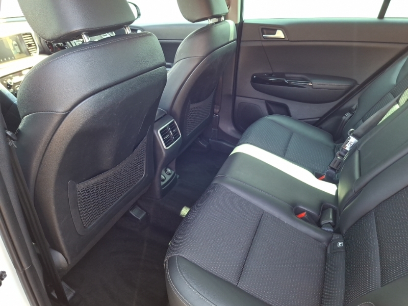 Kia Sportage 1.6 Gdi Isg Edition 25 YD19JRV White #6